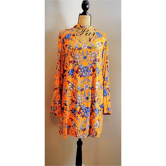 🥳Host Pick 🧡 Flowy Floral Long Sleeves Dress - Picture 3 of 8